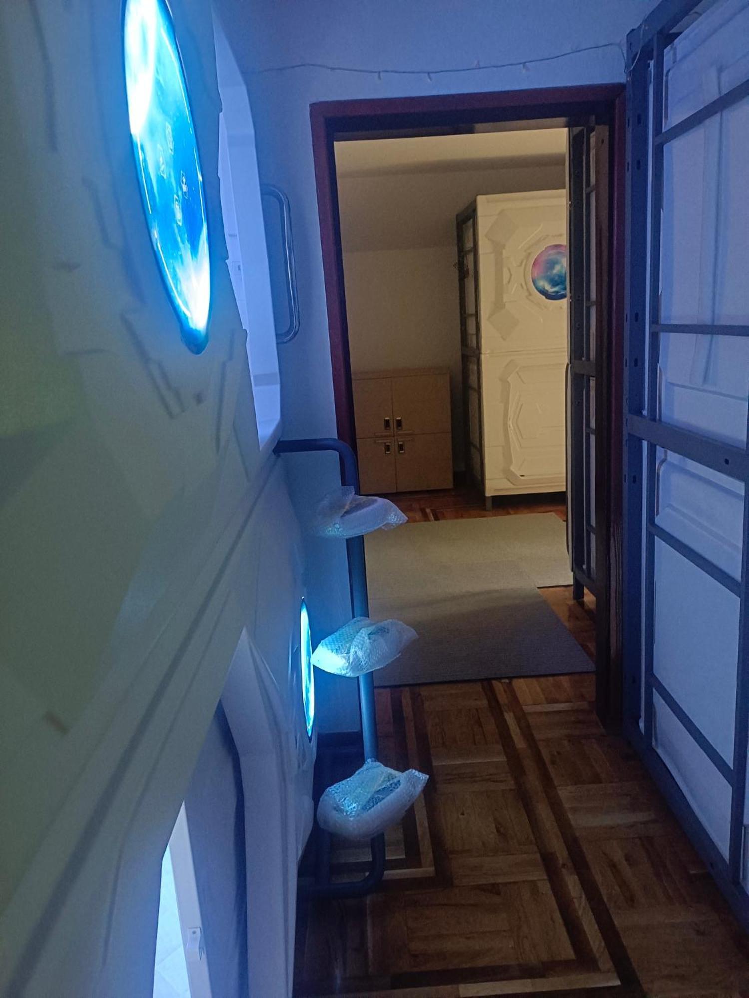 Panda Victor Space Capsule Hostel-Neo Nomad Belgrad Zewnętrze zdjęcie