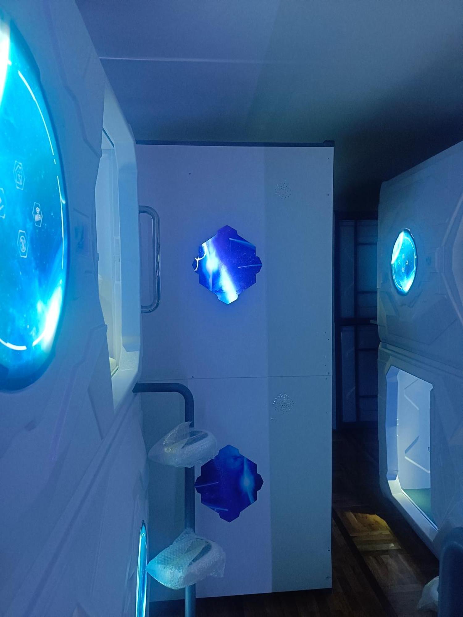 Panda Victor Space Capsule Hostel-Neo Nomad Belgrad Zewnętrze zdjęcie