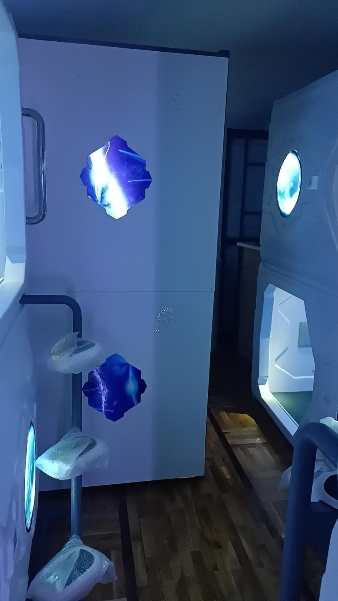 Panda Victor Space Capsule Hostel-Neo Nomad Belgrad Zewnętrze zdjęcie