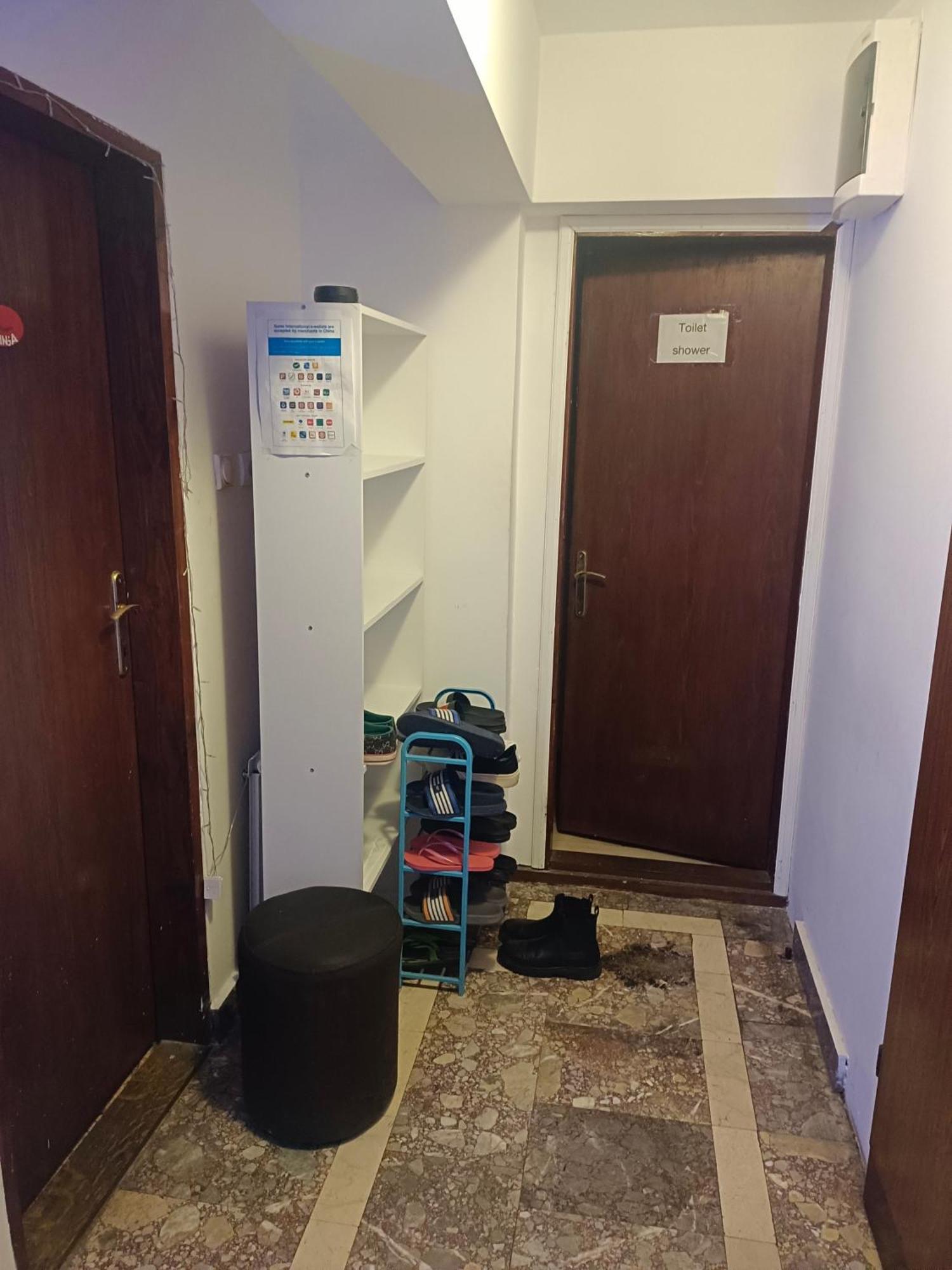 Panda Victor Space Capsule Hostel-Neo Nomad Belgrad Zewnętrze zdjęcie